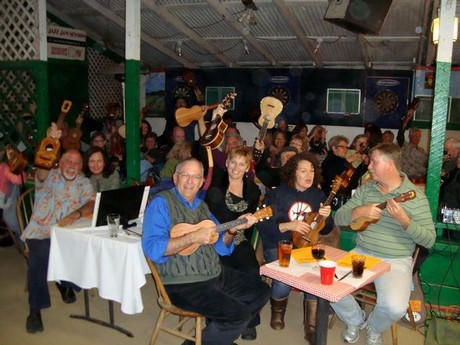 Smoldering Uke-Winter Ukulele Retreat