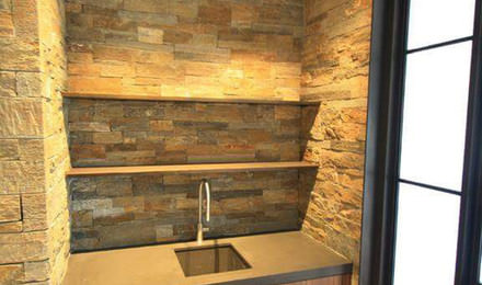 Image of Gallery Item 72b