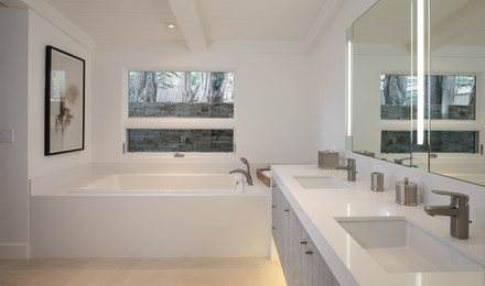 Image of Gallery Item 115b