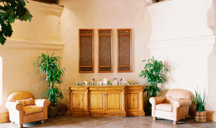 Image of Gallery Item 81b